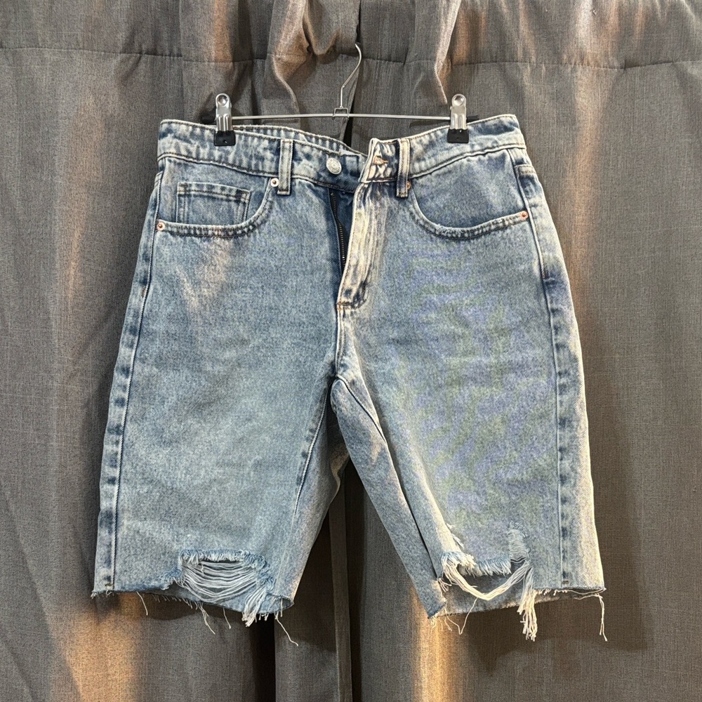 Simple Society woman’s Distressed Denim Bermuda Shorts